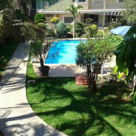 Hotel Arthur Shambala Encarnación Dış mekan fotoğraf